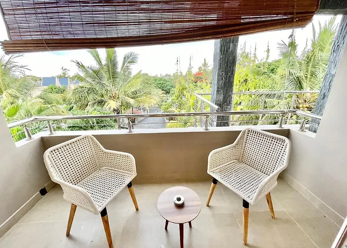 Pebble Bay Garden View F3